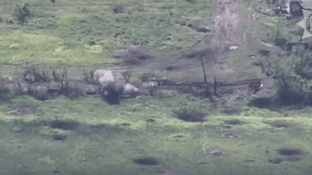 Одесские гвардейцы сняли, как уничтожили позиции врага - 285x160