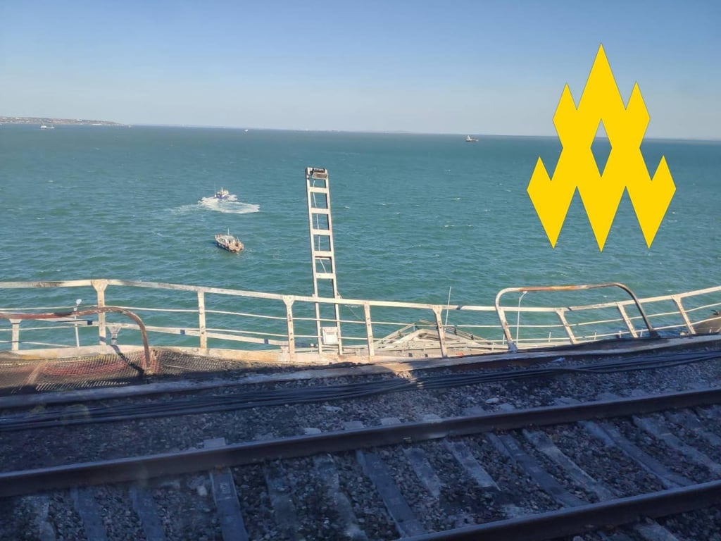 Руйнування Кримського моста - показали наслідки