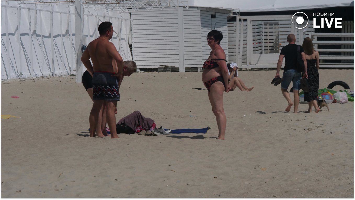 Лето подходит к концу — как изменились цены в Одессе на отдых у бассейна - фото 1