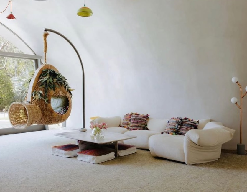 Вітальня Роберта Дауні — який дизайн обрала "залізна людина" - фото 1