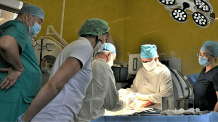 В "Азове" требуются хирурги — какие условия и зарплата - 285x160