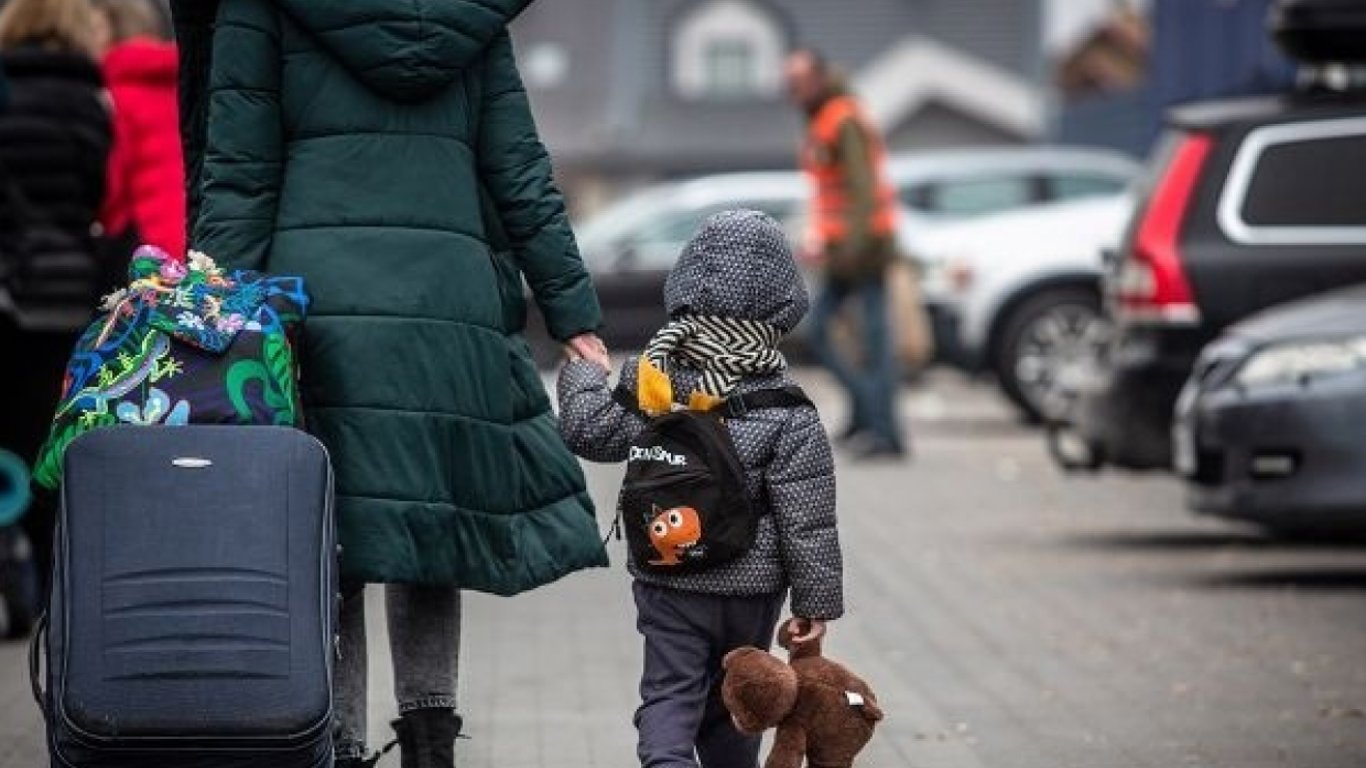 Въезд ребенка в Украину с иностранным свидетельством о рождении — разъяснение МВД