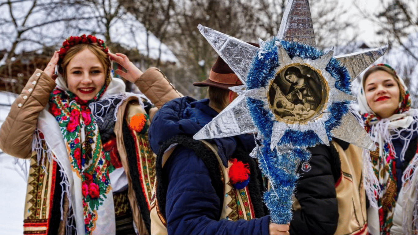 Когда в Украине колядуют, щедруют и засевают даты и важные традиции