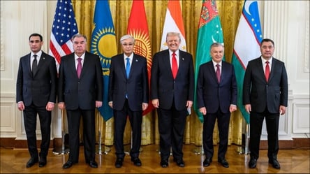 Трамп бьет под дых Кремля — чем заманил близкие к РФ страны Азии - 285x160