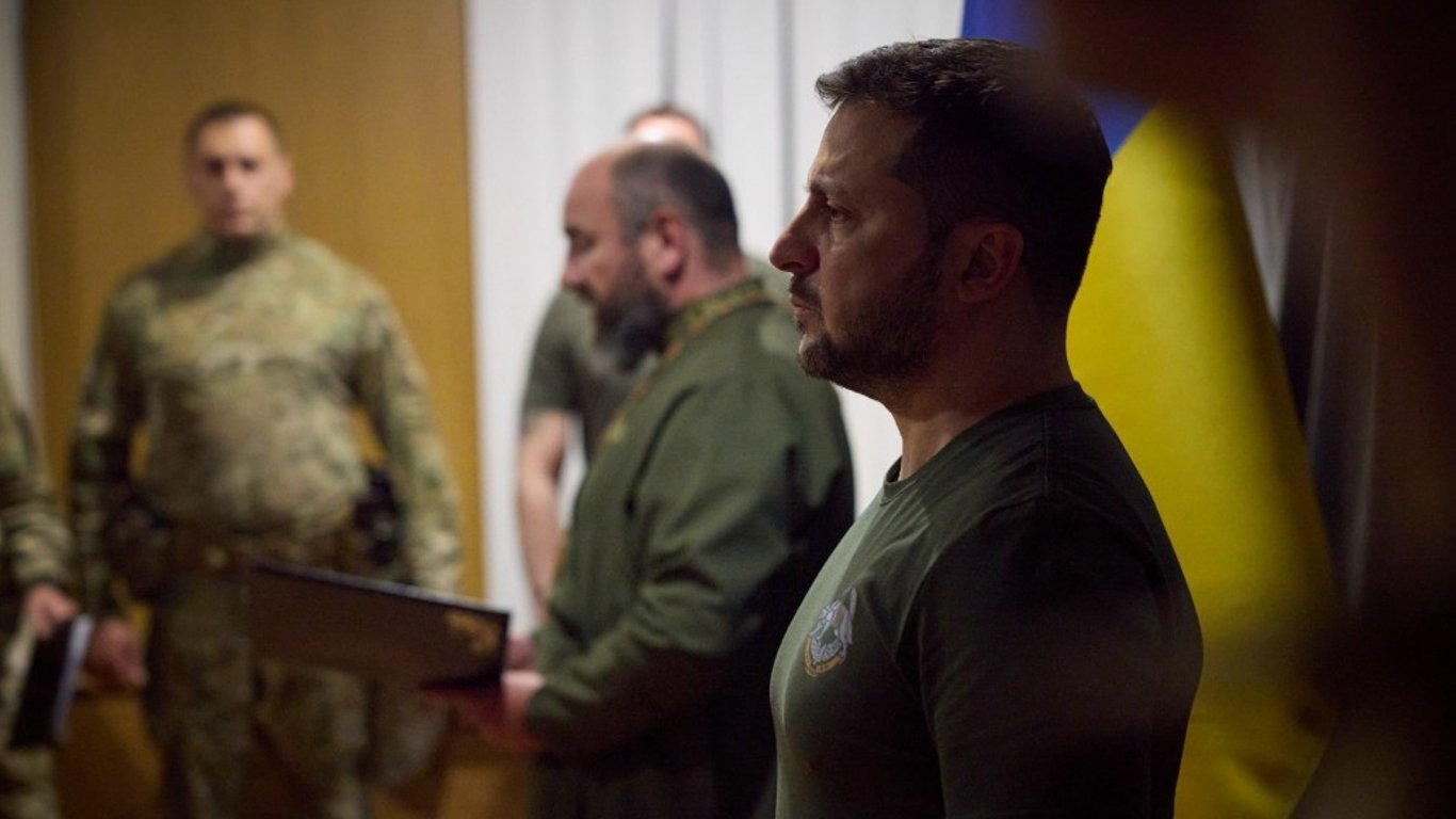 Зеленский лично пообщался с бойцами в Донецкой области, которые защищают Украину