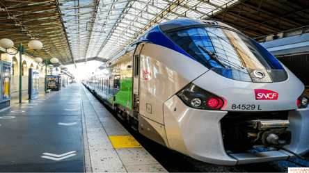 Туристка показала нічний потяг до Парижу: який вигляд має та яка ціна - 285x160