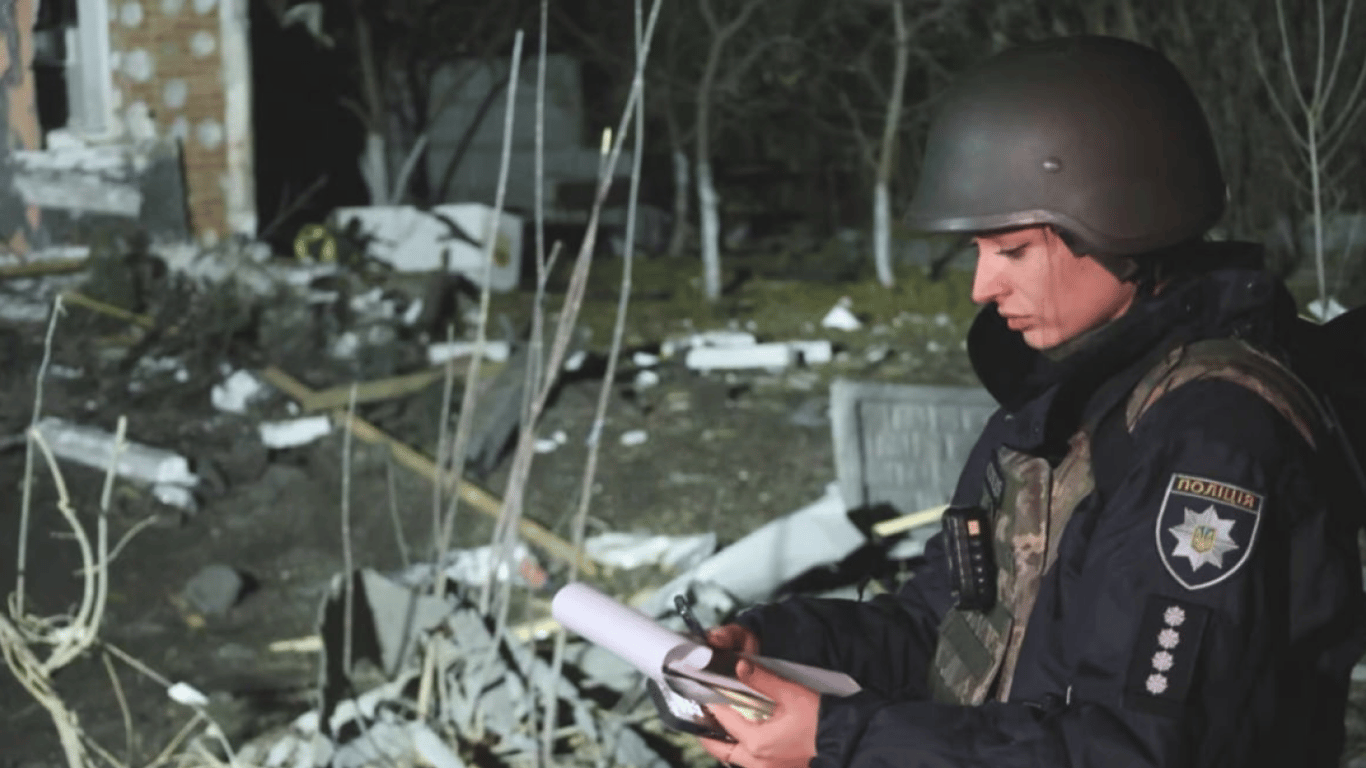 Обстріл Харкова — в поліції показали перші хвилини після удару