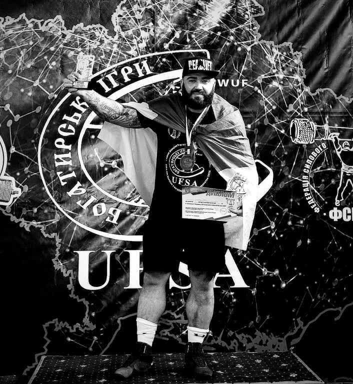 Павел Ищенко