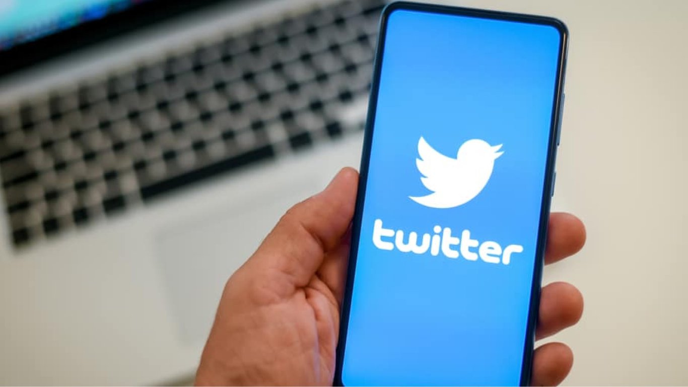 Команда Twitter разыскивает пользователя, который частично слил код соцсети в интернет