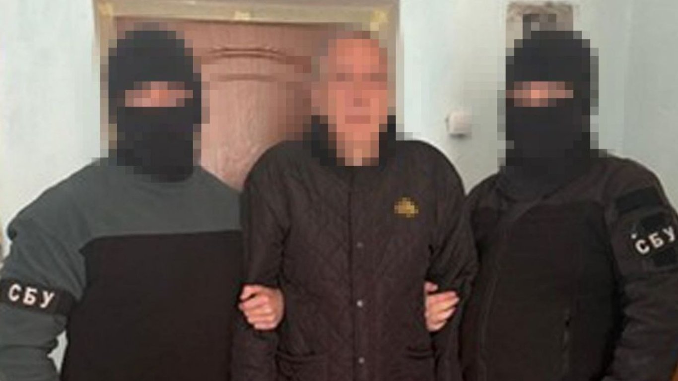 На Донеччині викрили чоловіка, що допомагав РФ бити по цивільним