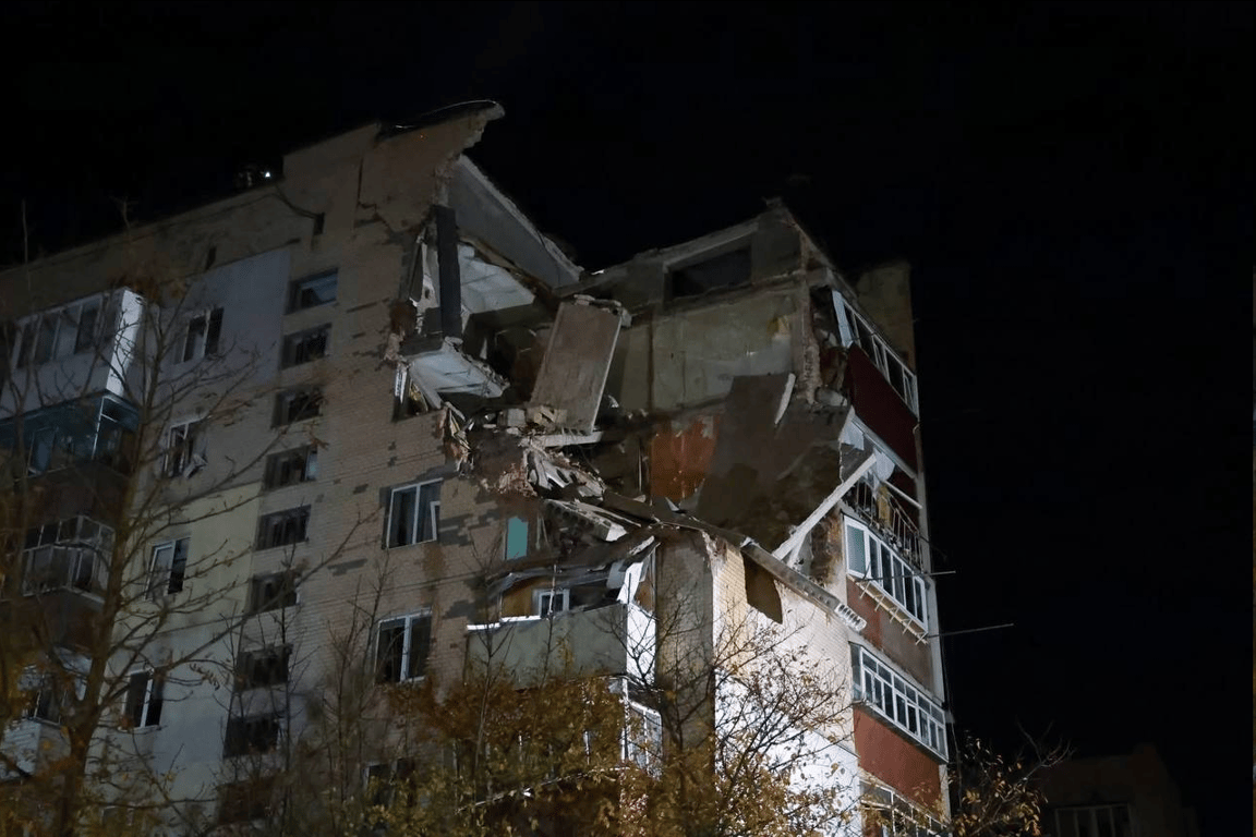 Вибух у будинку на Хмельниччині