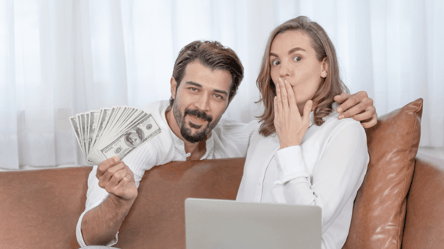 Регулярний інтим призводить до зростання доходів — правда чи міф - 285x160