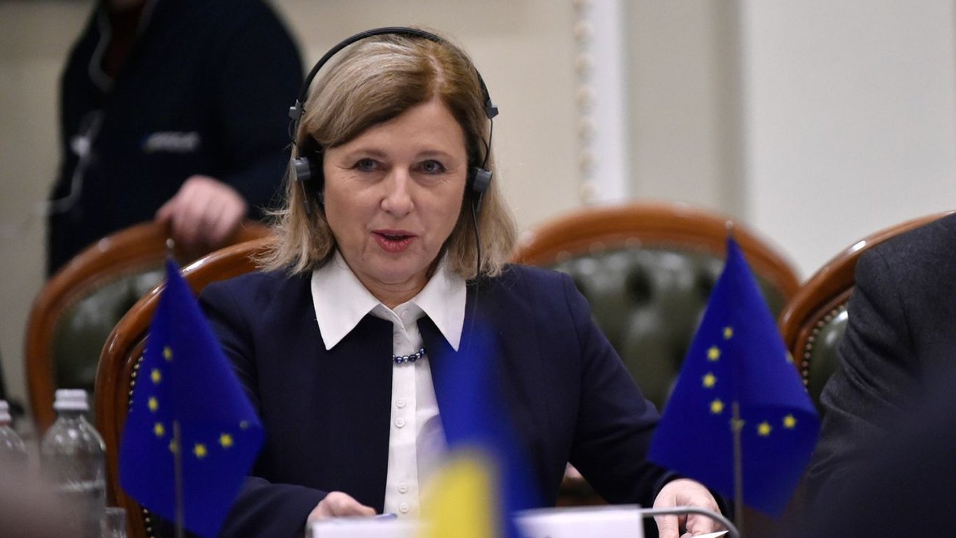 Вице-президент Еврокомиссии предположила, сколько времени займет вступление Украины в ЕС
