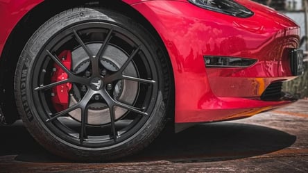 Какие плюсы и минусы кованых дисков для колес авто - 285x160