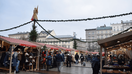 Без розмаху — на чому економитимуть поляки на Різдво цьогоріч - 290x166