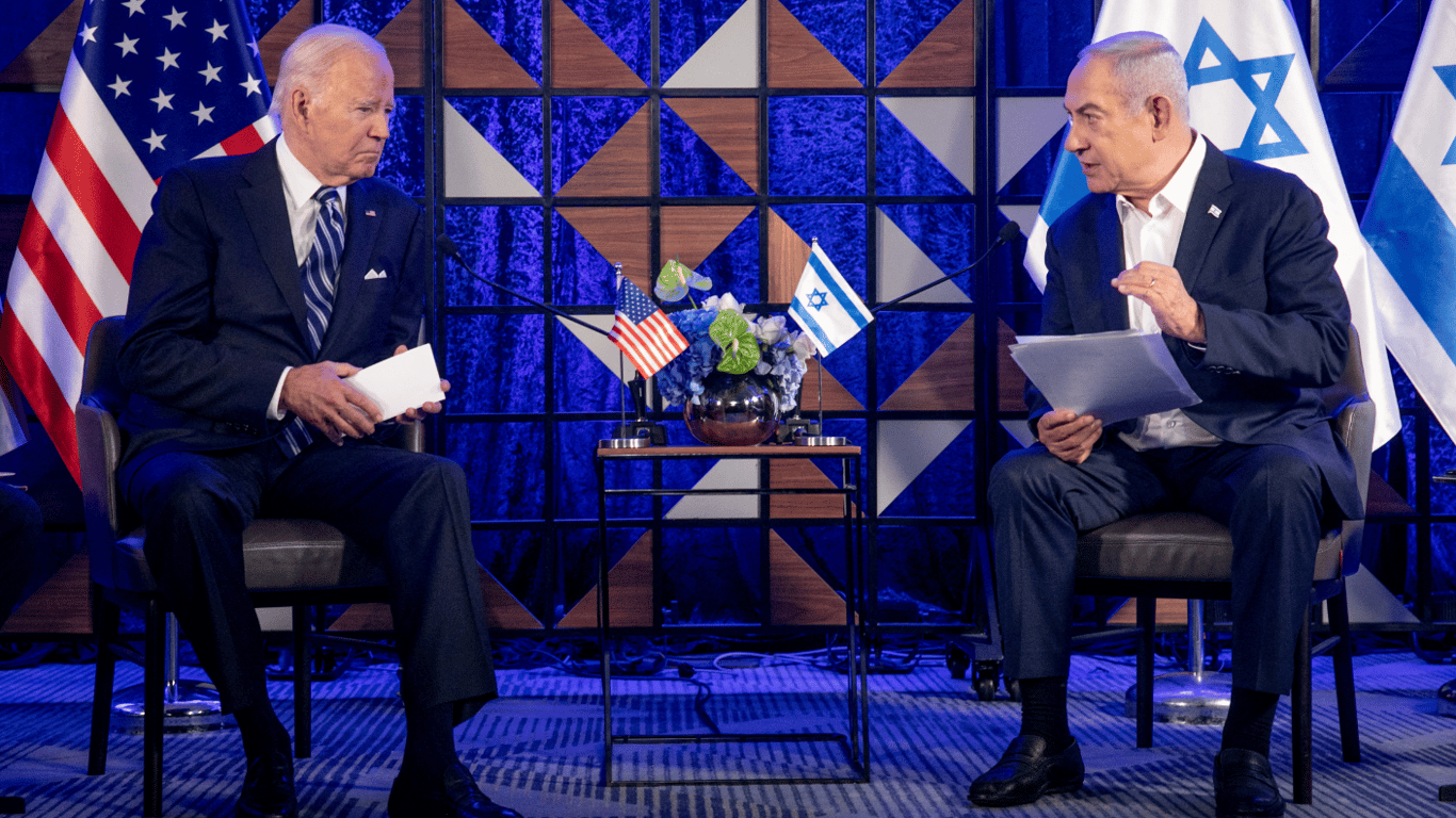 Байден пригрозил Нетаньяху за действия Израиля в секторе Газа