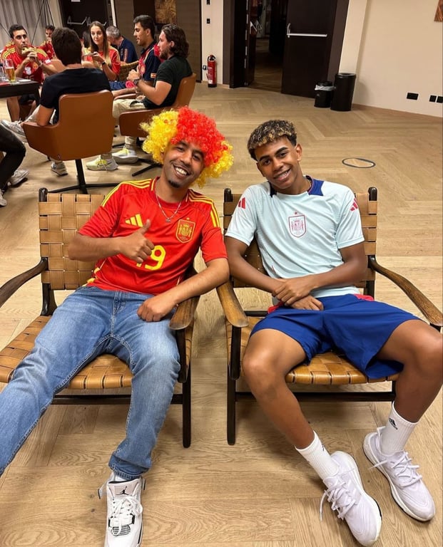 Ламін Ямаль з батьком