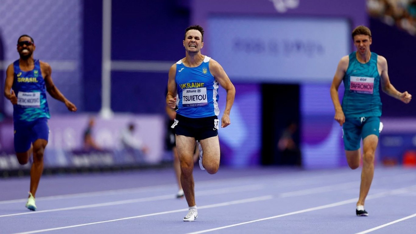 Игорь Цветов