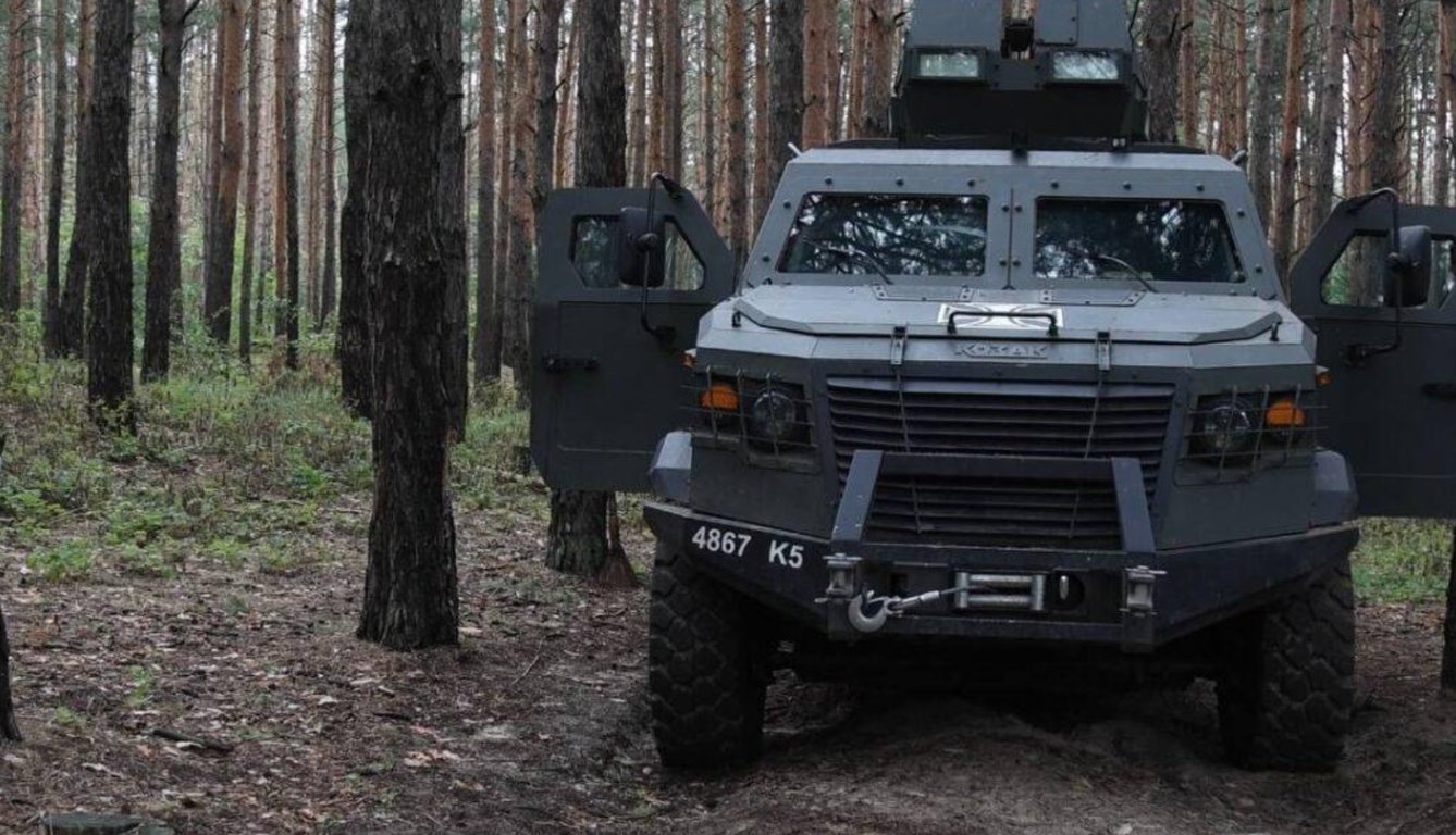 бронеавтомобілі зсу