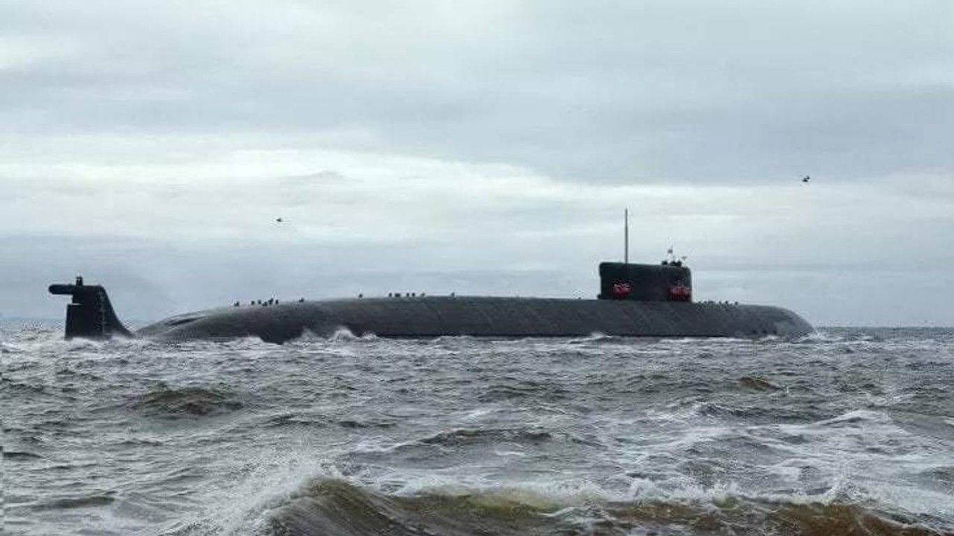 Можливі точкові удари: підводний човен росіян напоготові