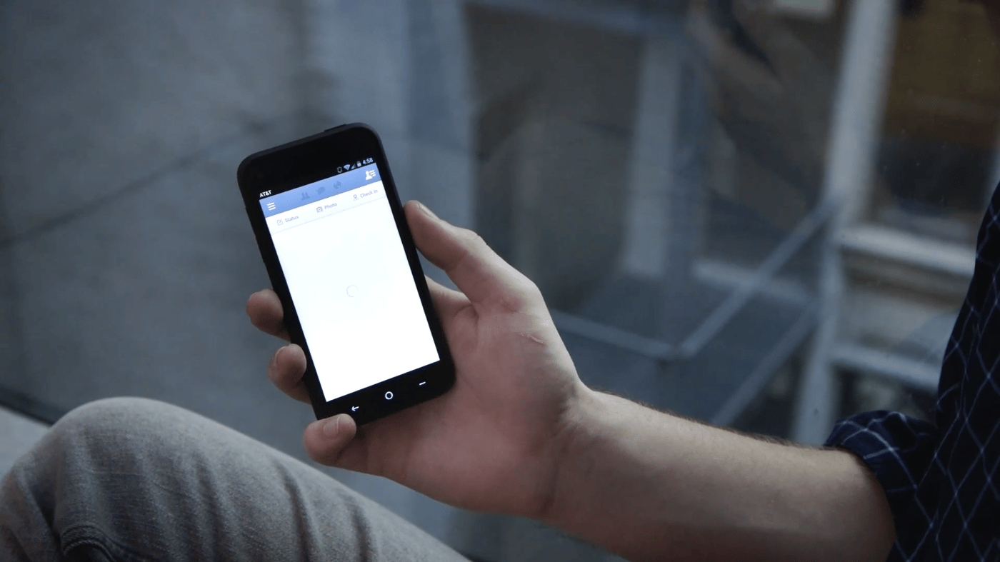Смартфон HTC First