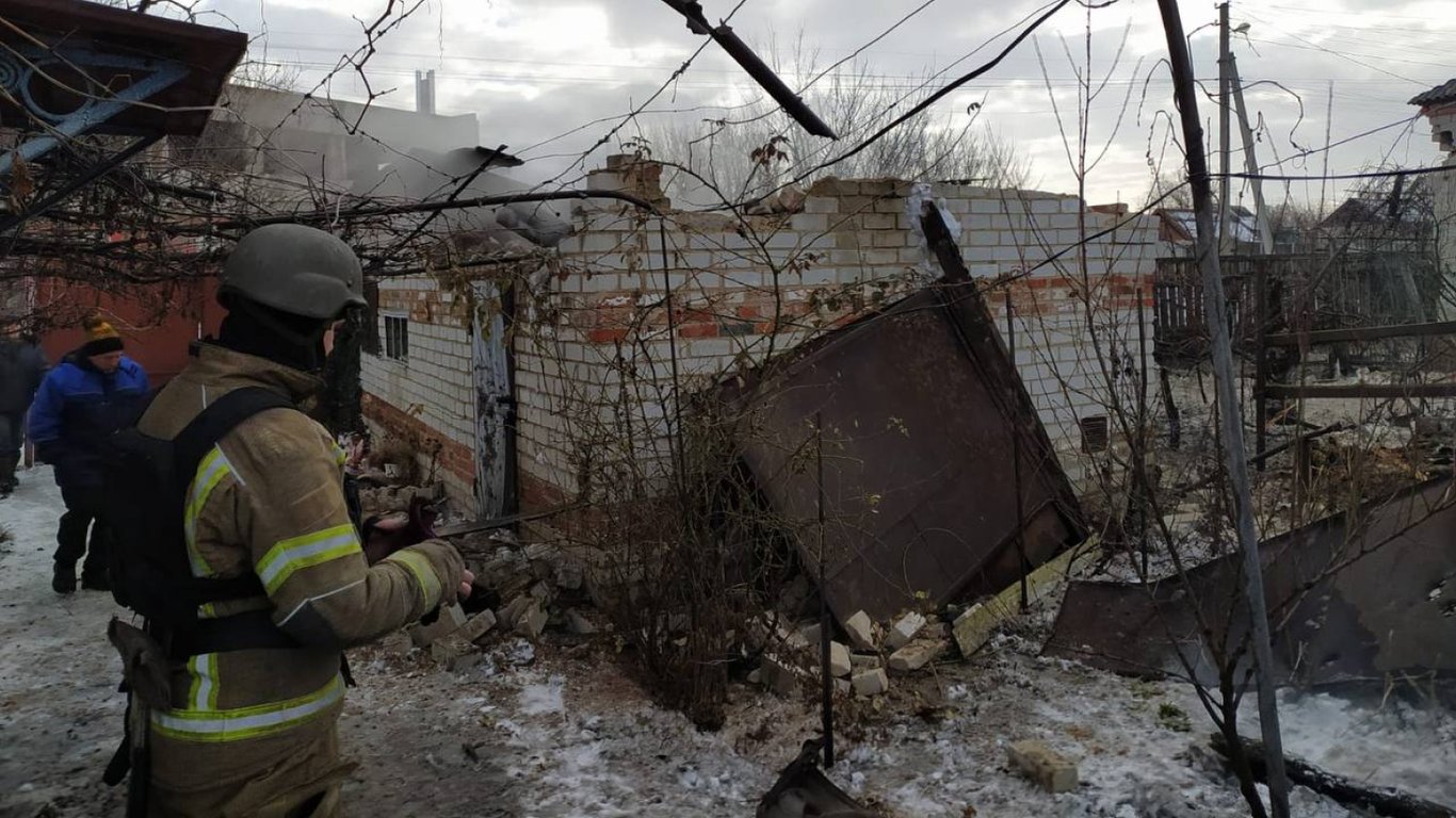 ​​​​​​​Російські війська продовжують обстрілювати Харківщину: які об'єкти були зруйновані