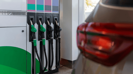 Цены на АЗС сдвинулись с места — бензин и дизель пошли вверх - 285x160