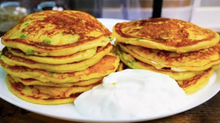 Картопляні оладки на сніданок за 10 хвилин — рецепт - 285x160