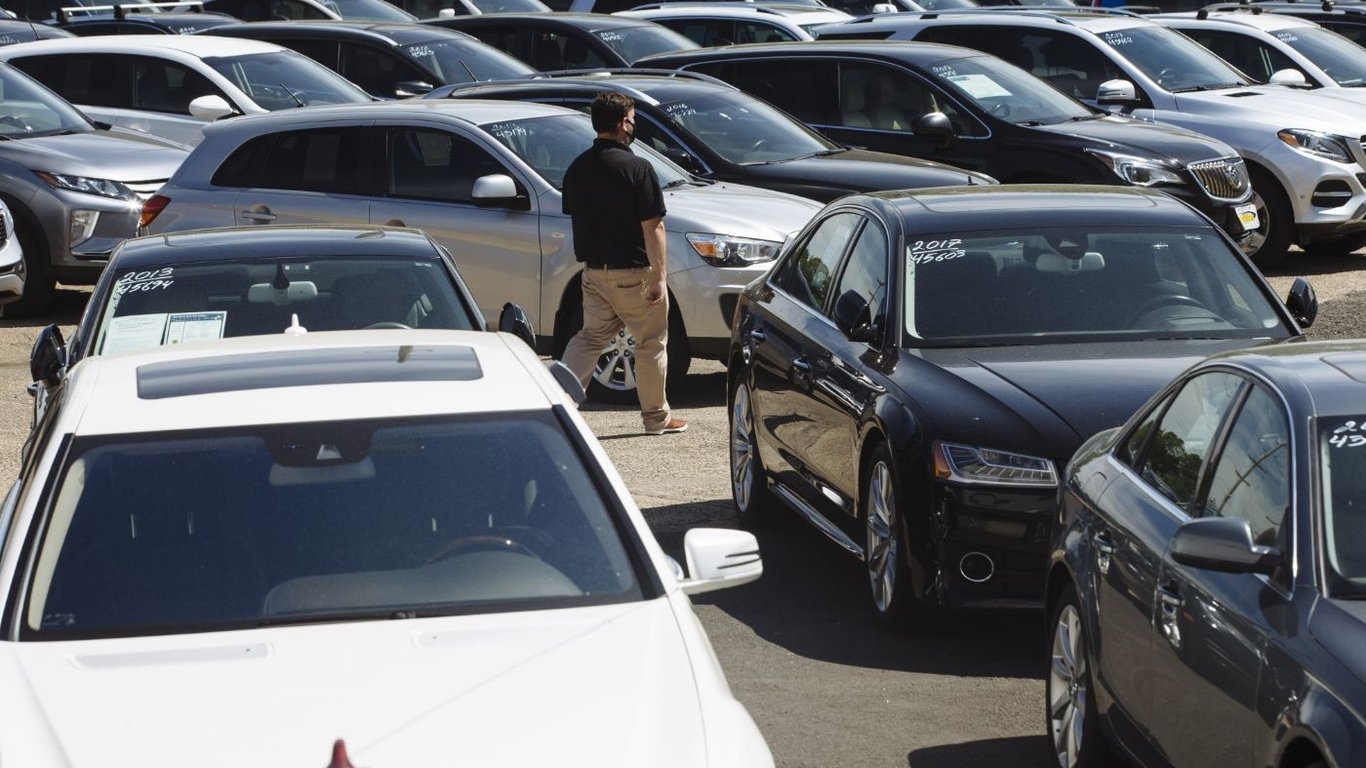 Подержанные автомобили — эксперты назвали главные риски покупки машины с пробегом