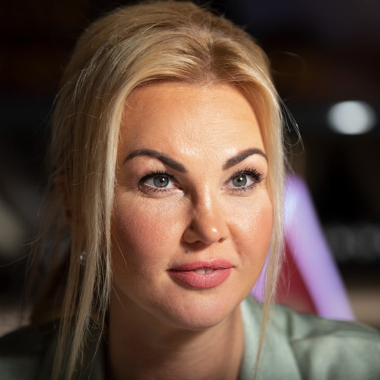 Певица Камалия