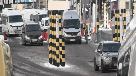 Черги на кордоні — які пунки пропуску є найбільш завантаженими - 290x160
