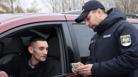 Водіям з Одеси відмовляють у в’їзді до Молдови без техогляду - 290x166