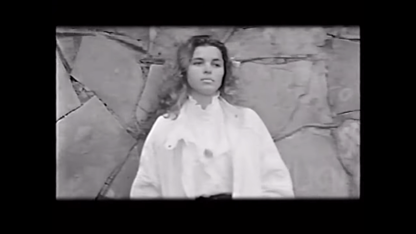 Кліп "Чуєш біль". Фото: стоп-кадр