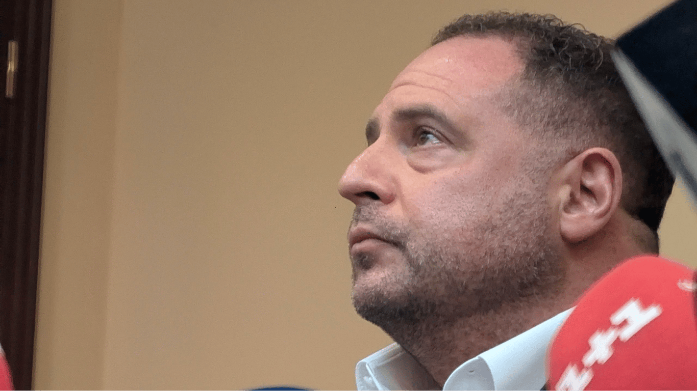 Єрмак домовився про будівництво у "Династії": заява прокурорів в суді