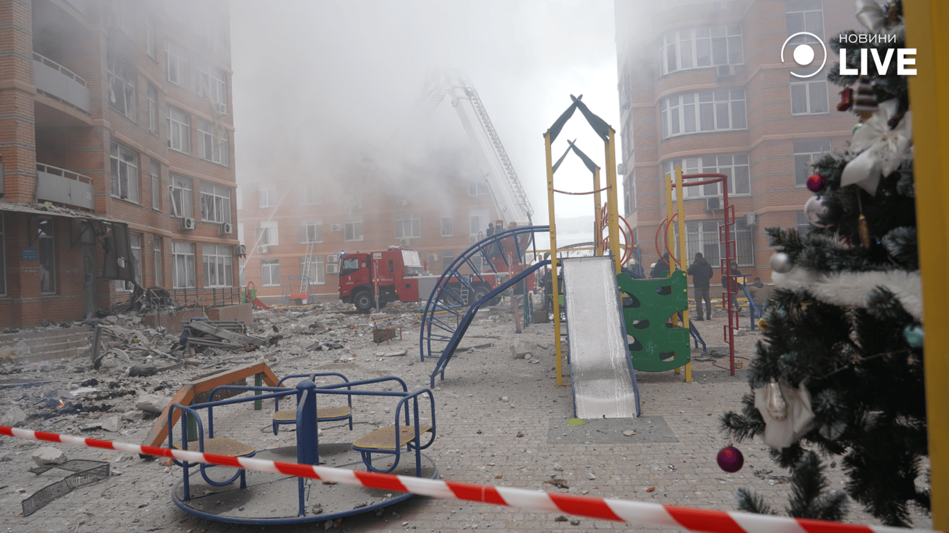 Будинок на Середній, 24