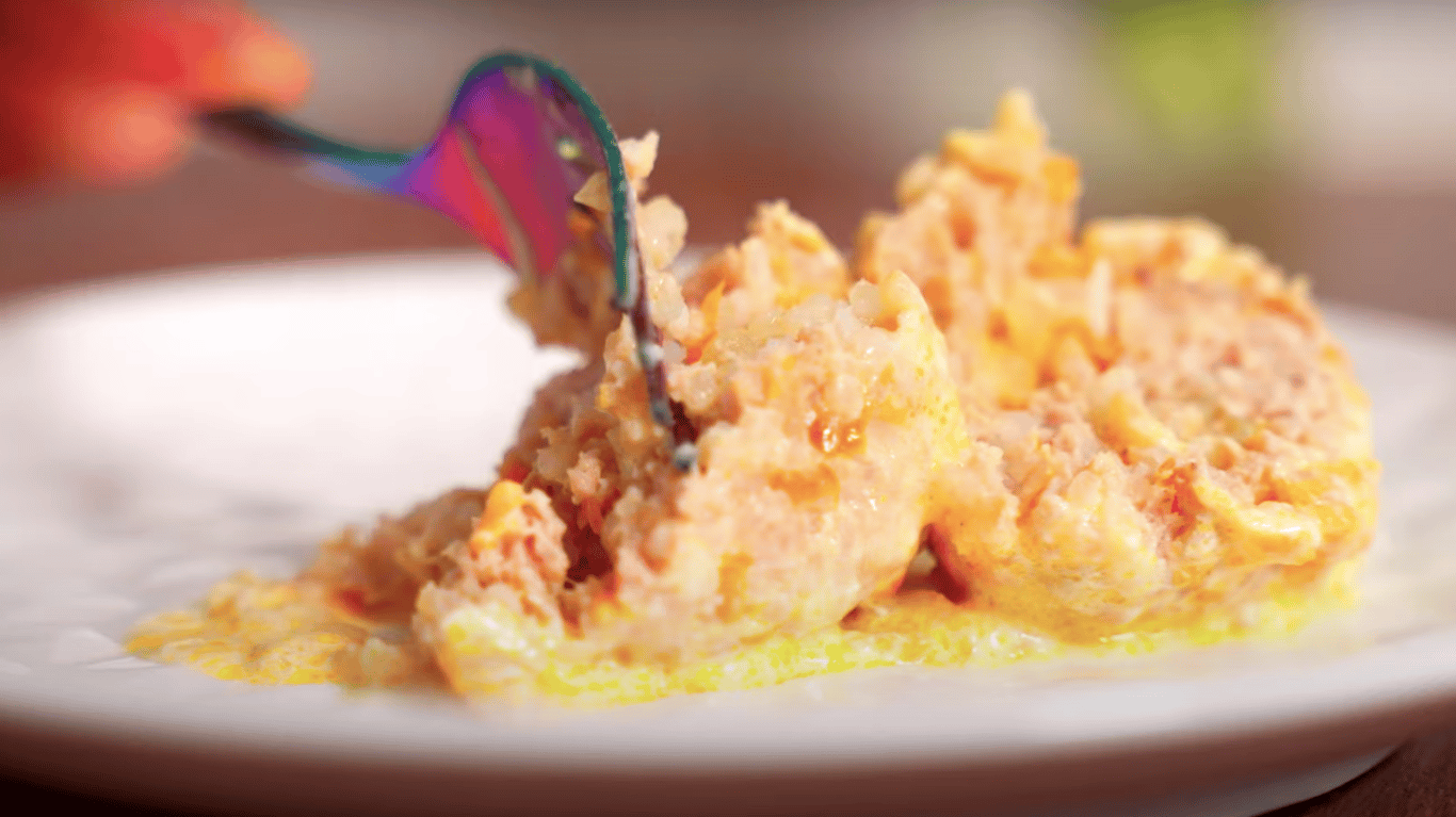 Meatballs in cream sauce, a recipe for dinner in 30 minutes