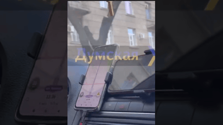 Смотрела российский сериал за рулем – в одесском такси вспыхнул конфликт - 285x160