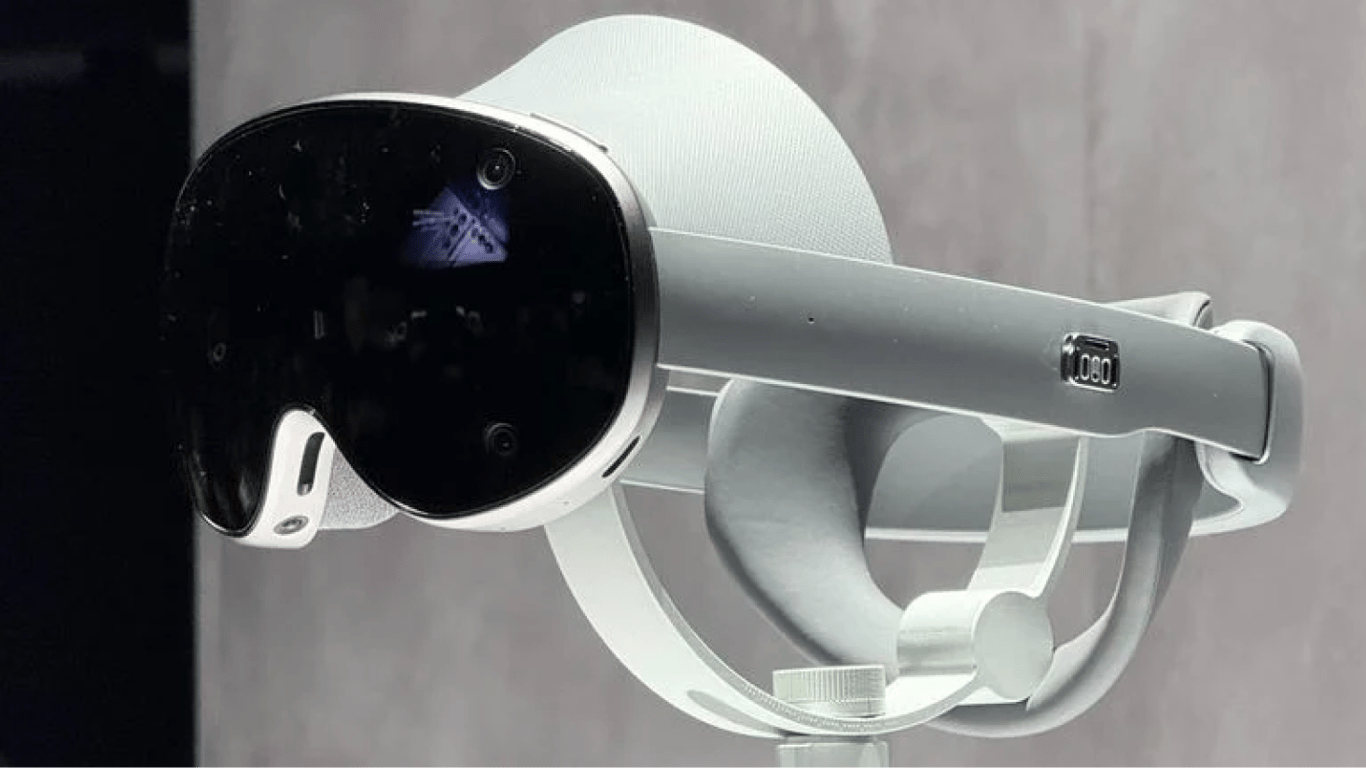 VR-гарнитура Samsung с Android XR