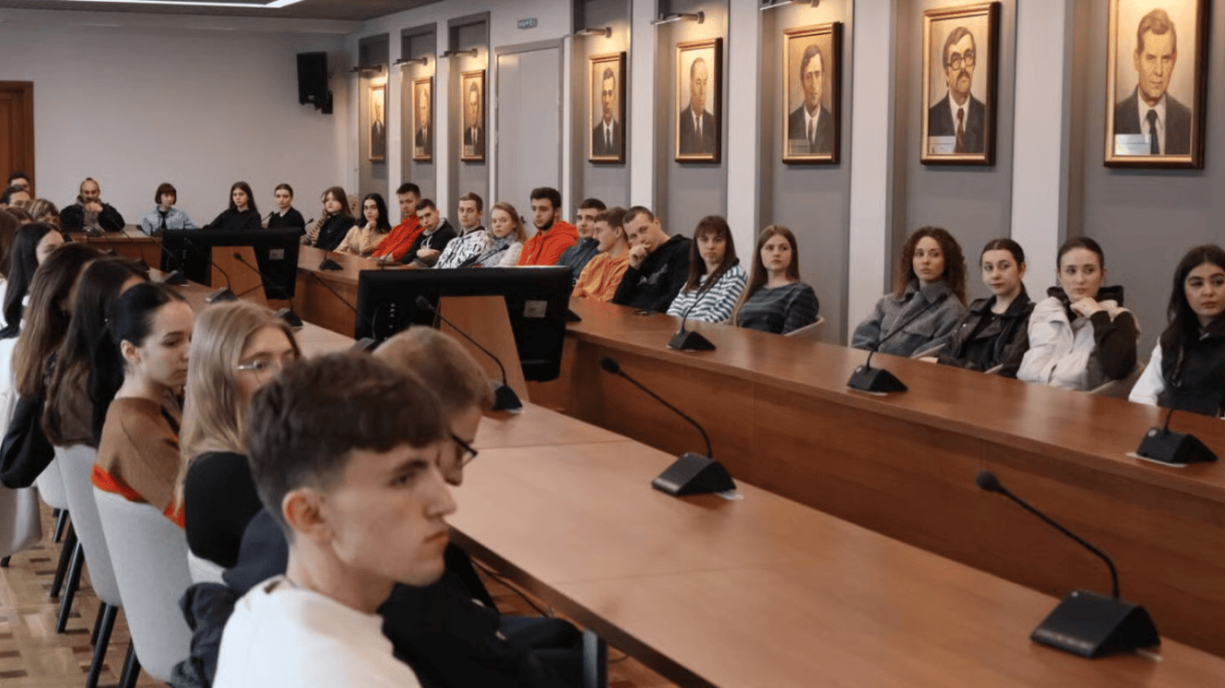 Студенти після 25 років мають право на відстрочку