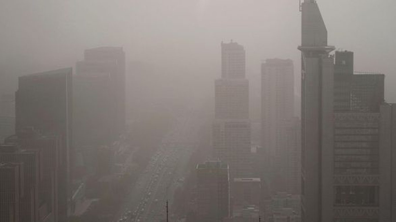 Северный Китай накрыла песчаная буря: как долго будет длиться непогода