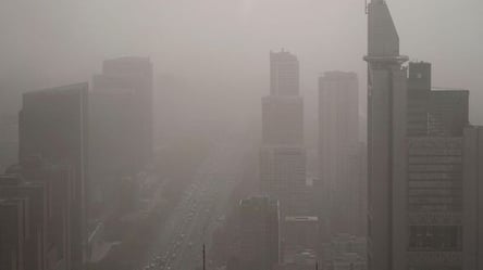 Северный Китай накрыла песчаная буря: как долго будет длиться непогода - 285x160