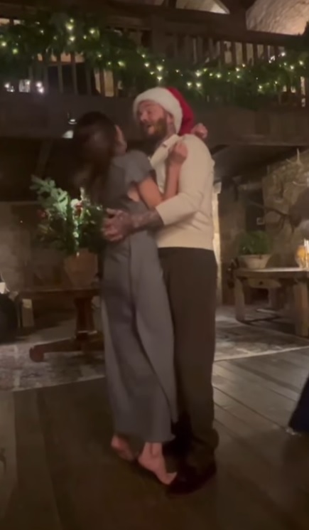 Різдвяний декор Бекхемів вразив бездоганним смаком (відео) - фото 2