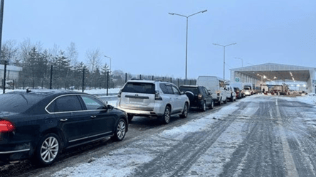 За границу не выехать — очереди на трассе из Одессы в Молдову - 285x160