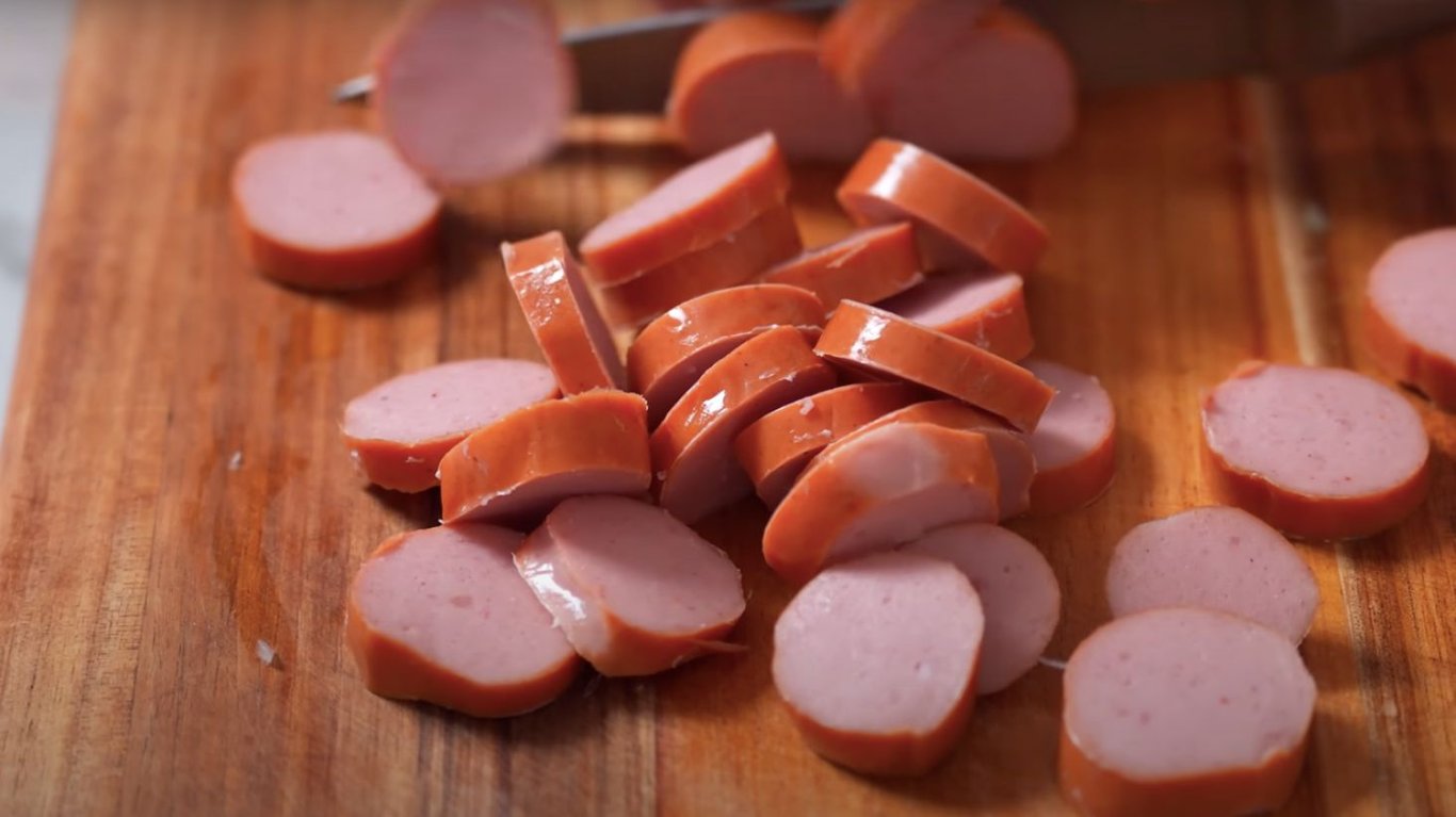 вечеря з сосисками 