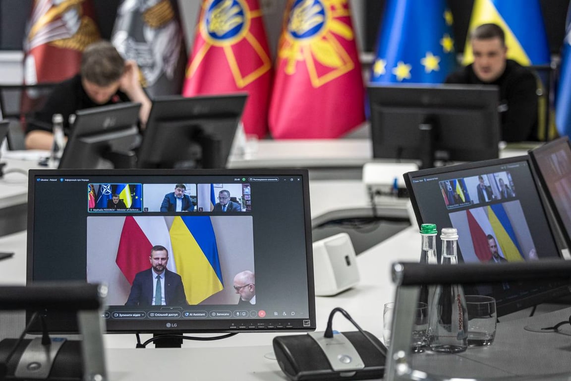 Розмова Михайла Федорова з Владиславом Косіняком-Камишем