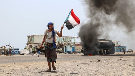 Удары по Йемену — Штаты и Британия поразили более десятка объектов, — Reuters - 285x160