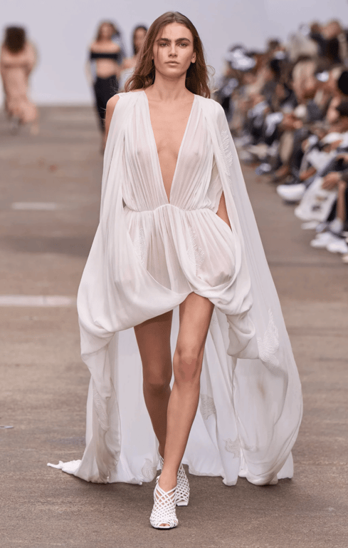 Легкі та зручні босоніжки на літо