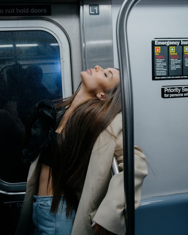 Акторка Ксенія Мішина