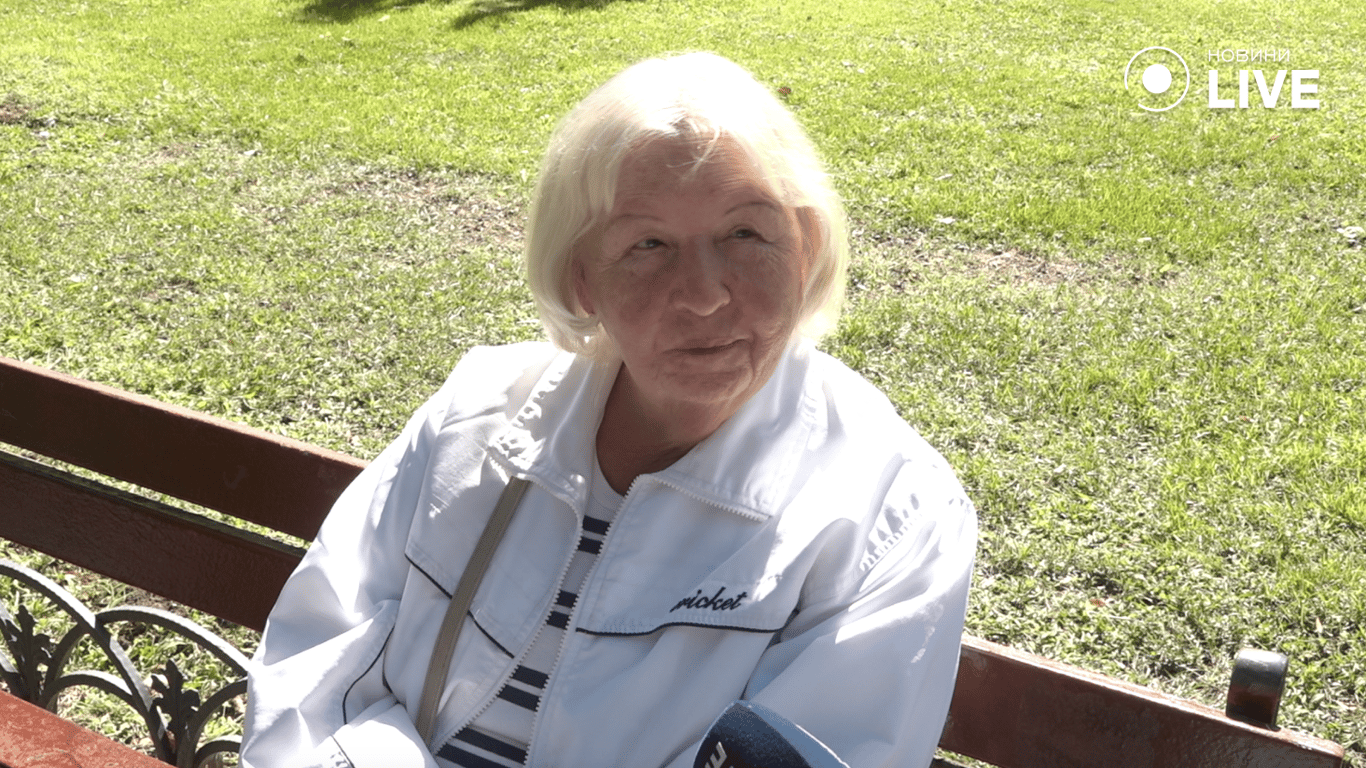 Пенсіонерка Олена про брак коштів 