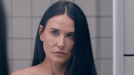 Деми Мур показала самый стильный брючный костюм зимы-2025 - 285x160